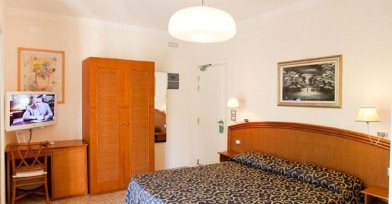 Hotel Horizonte Bibione Exterior photo