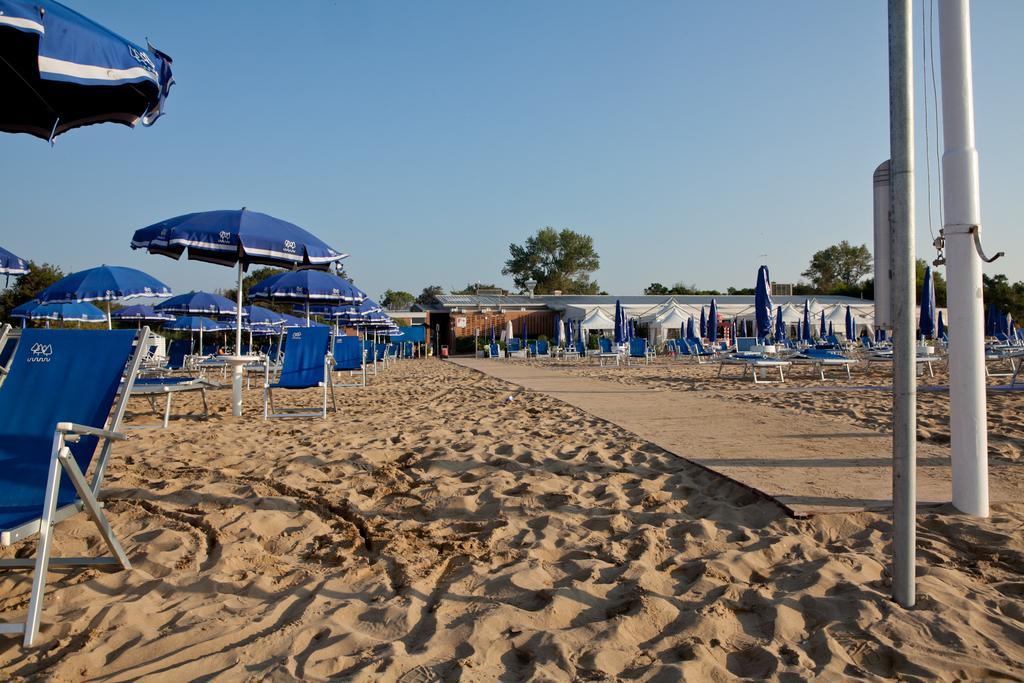 Hotel Horizonte Bibione Exterior photo